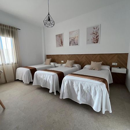 Hostal Parador De Los Llanos Torreorgaz 외부 사진