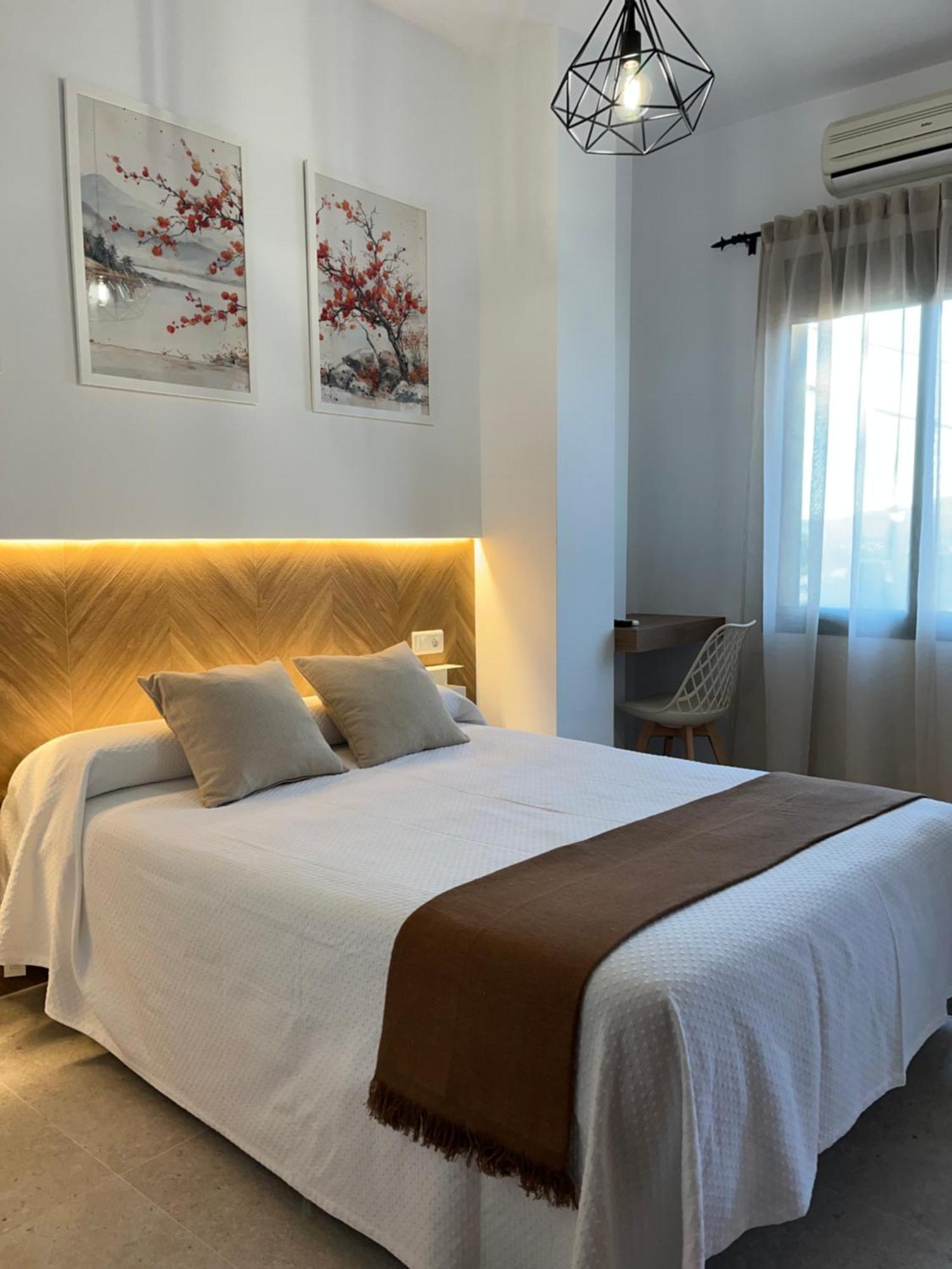 Hostal Parador De Los Llanos Torreorgaz 외부 사진