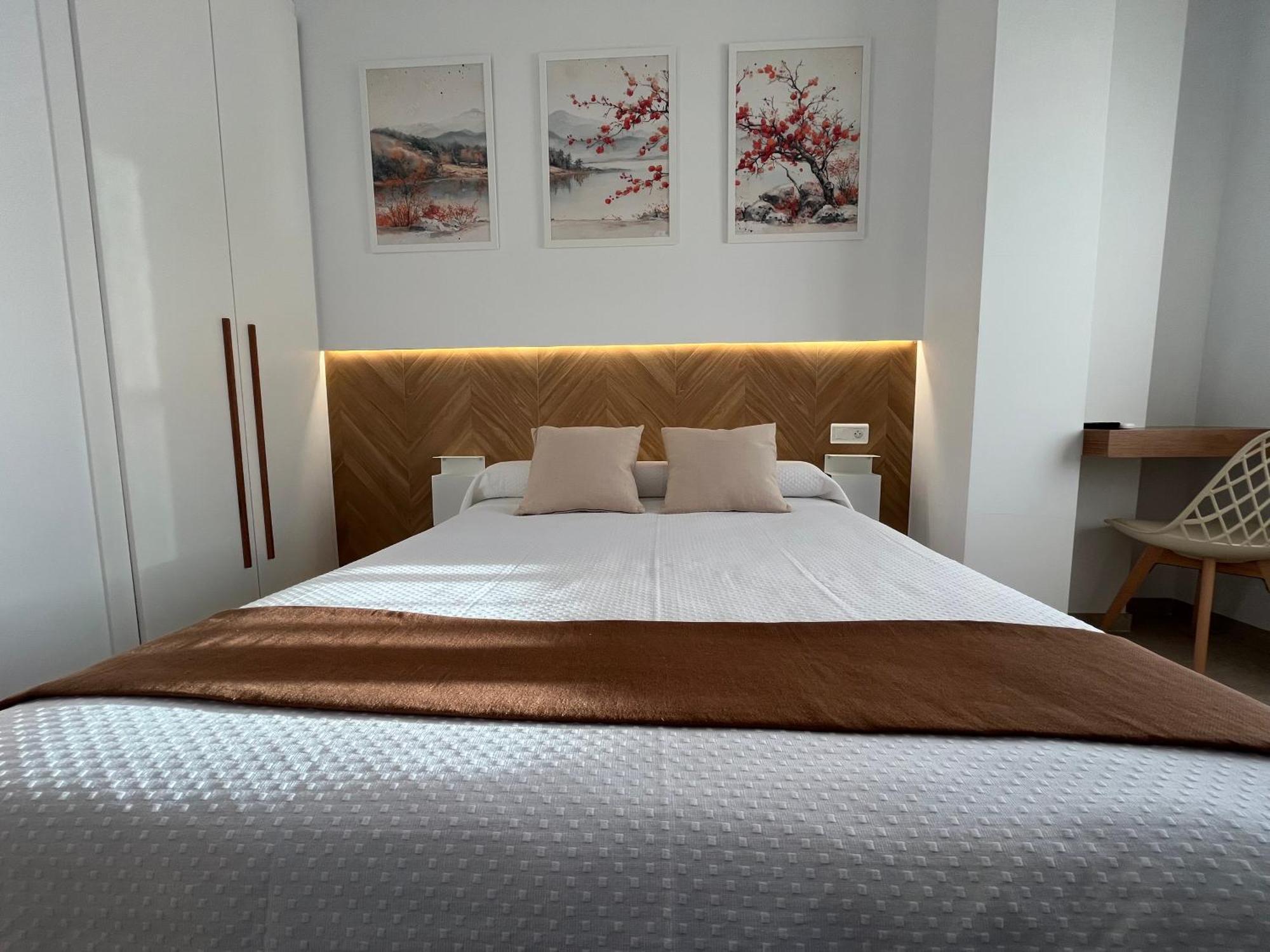 Hostal Parador De Los Llanos Torreorgaz 외부 사진